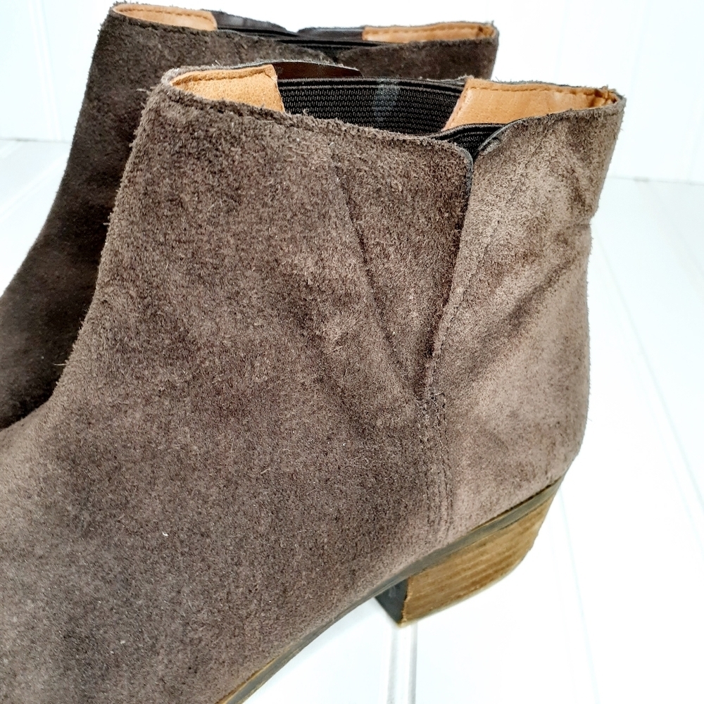 Lucky Brand Benissa Brown Suede Leather Pull On Ankle Booties C305 - Picture 8 of 15